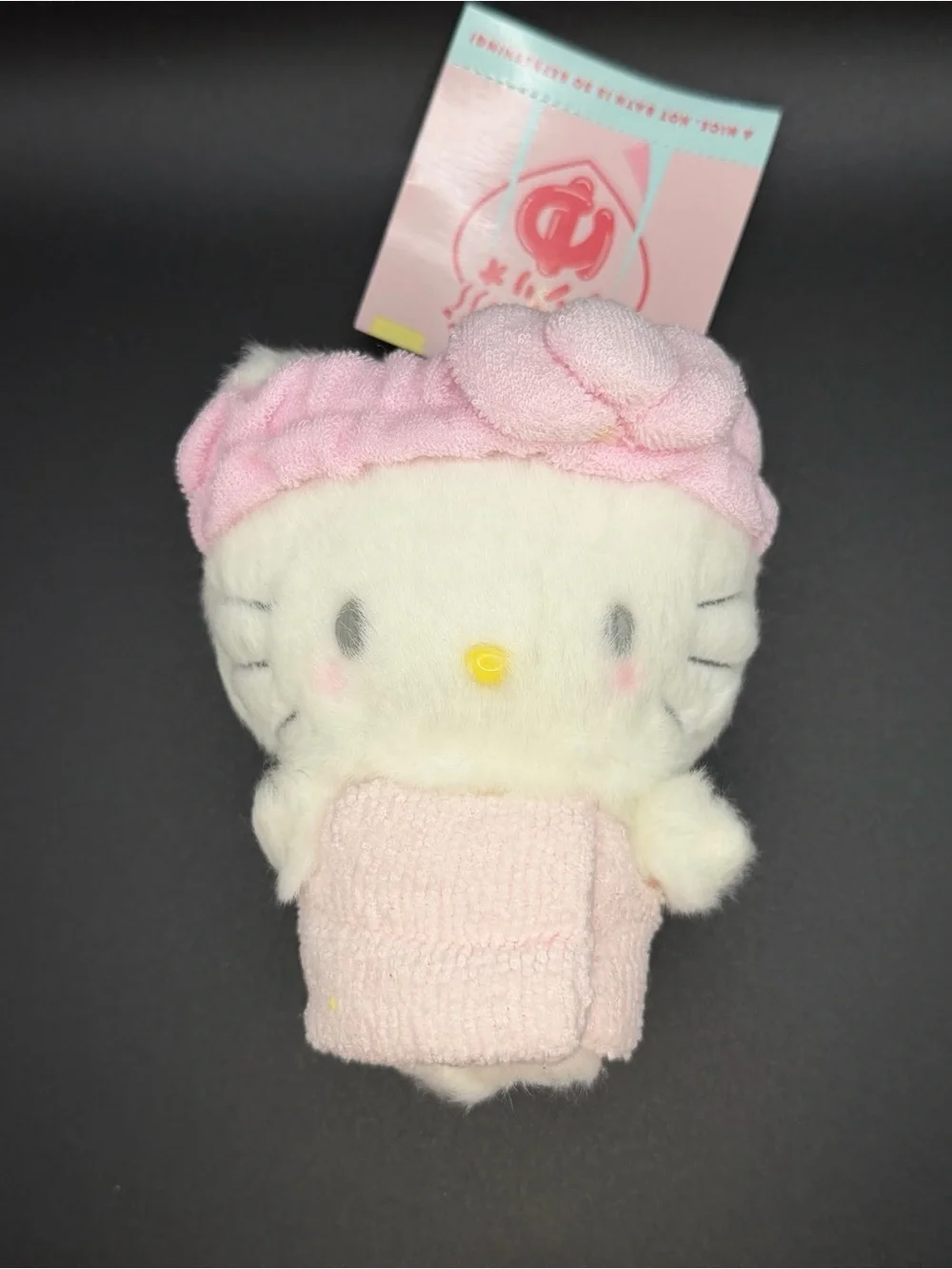 Sanrio Hello Kitty with shower outfit keychain/plush MK110